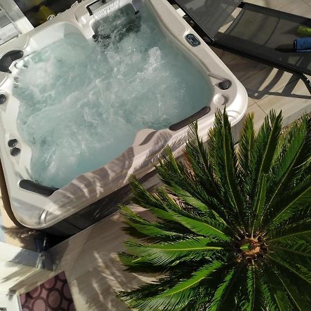 Orient Relax Garden Διαμέρισμα Keszthely Εξωτερικό φωτογραφία