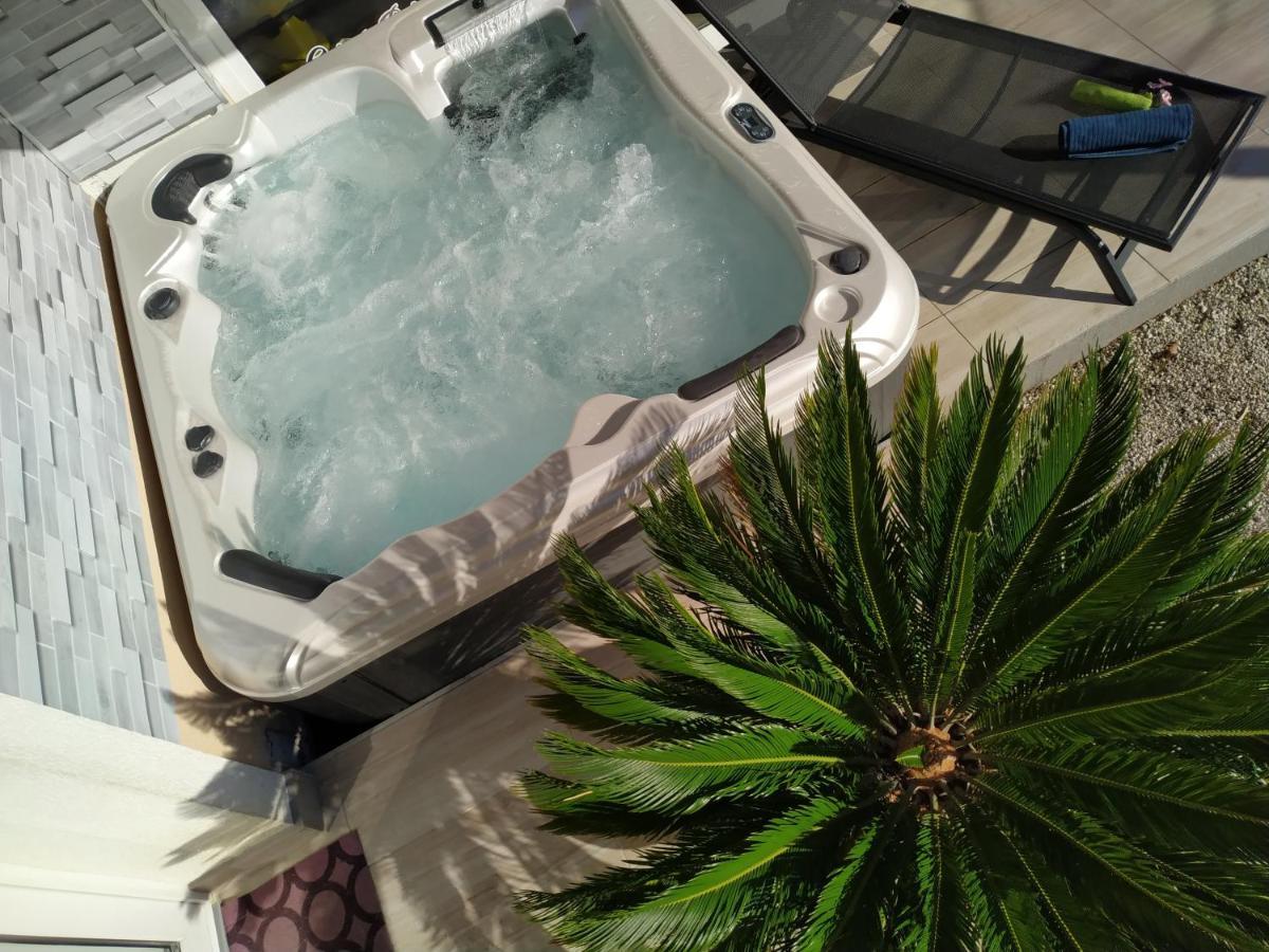 Orient Relax Garden Διαμέρισμα Keszthely Εξωτερικό φωτογραφία